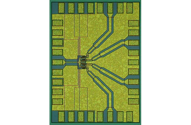 1×4スイッチIC（CI0706CH）