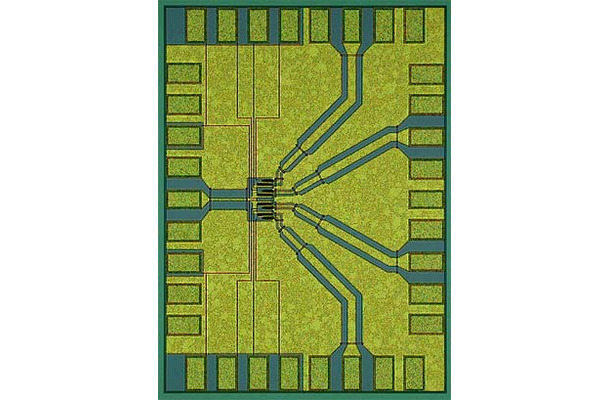 1×4スイッチIC（CI0706CH）