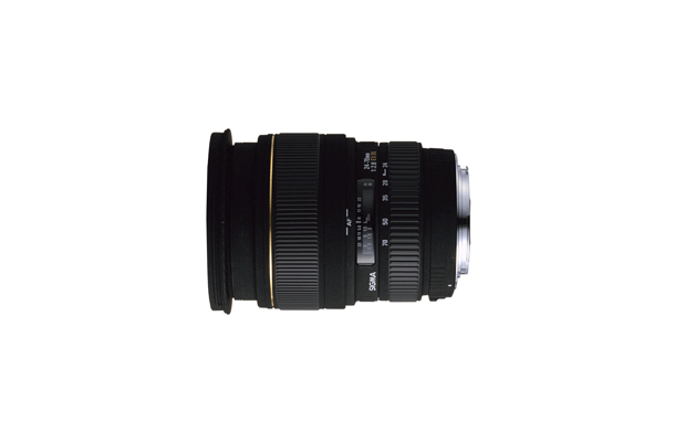 　シグマは10日、最大撮影倍率1:3.8のマクロ撮影も可能なデジタル一眼レフ対応大口径標準ズームレンズ「24-70mm F2.8 EX DG MACRO」を発表した。