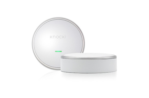 壁やドアをリモコンにしてしまうスマートデバイス「Knocki」