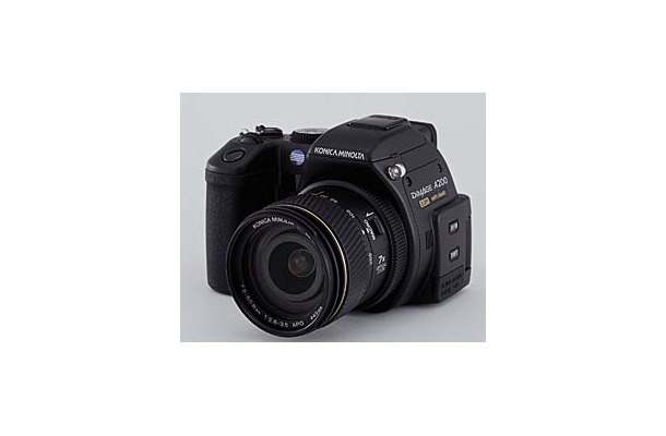 コニカミノルタ、光学7倍＆手ブレ補正＆回転液晶搭載の800万画素デジカメ「DiMAGE A200」