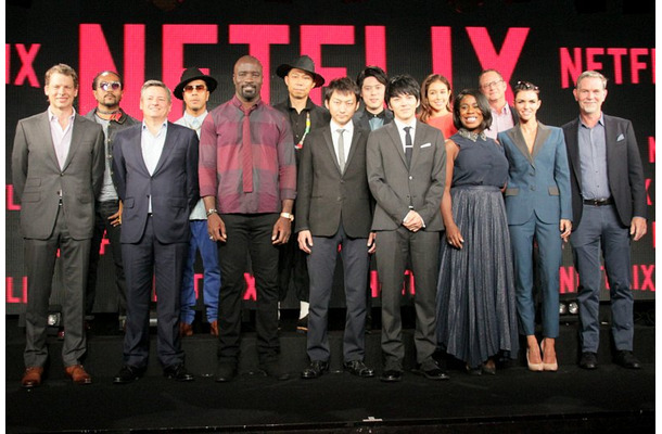 Netflixは27日、ジャパンスペシャルイベントを開催。創業者が来日して日本における事業展開を説明したほか、人気ドラマの出演者がストーリーの魅力などを語った