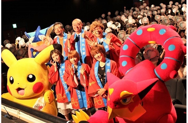 「ポケモン・ザ・ムービーXY&Z」初日舞台挨拶 10年連続出演の“しょこたん”にサプライズも