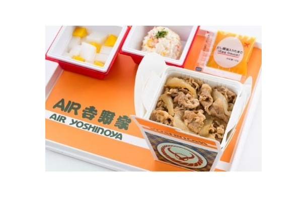 JAL国際線メニューに吉野家の牛丼