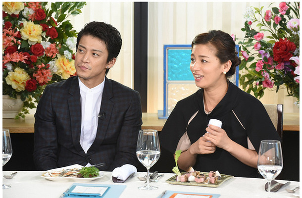 小栗旬、尾野真千子「ぐるぐるナインティナイン」(C)NTV