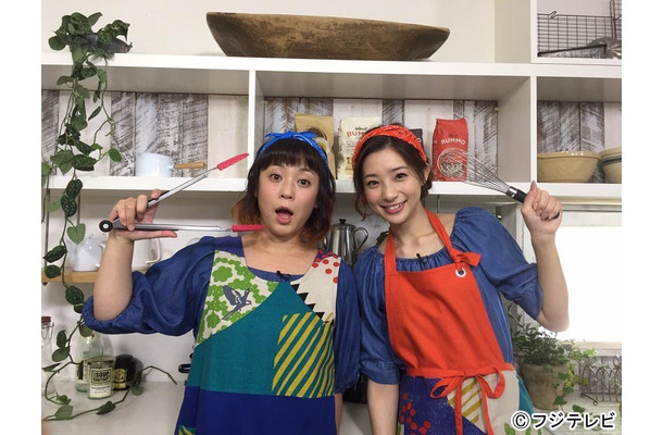 佐藤仁美&足立梨花が驚きの料理技を披露！