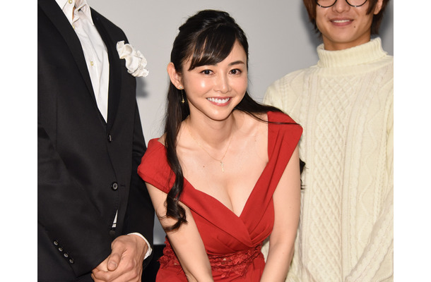 杉原杏璃、自伝小説映画化でヒロイン！グラビア引退説は完全否定