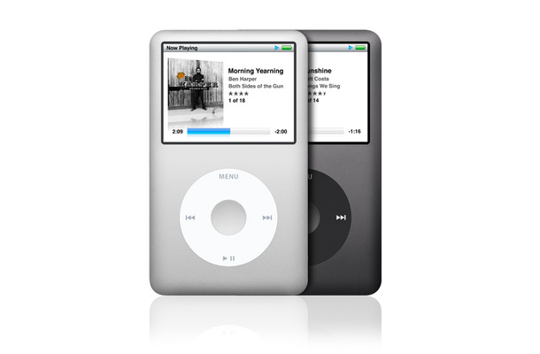 iPod classic（シルバー/ブラック）