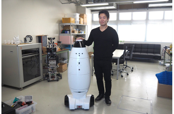自律移動型ロボットを出展するSEQSENSE。創業者（Co-Founder）の1人でCEOを務める中村壮一郎氏に話を聞いた