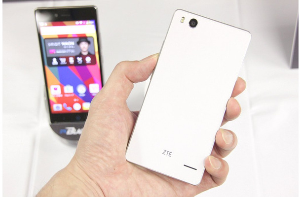 「ZTE BLADE E01」