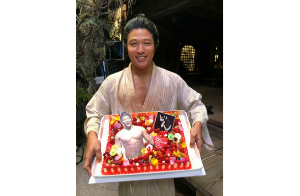 鈴木亮平 35歳の誕生日をブログで報告 Rbb Today