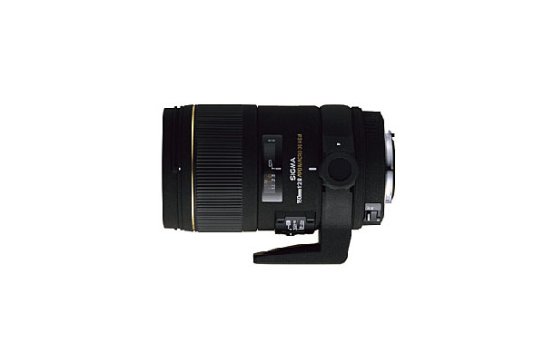 　シグマは、ニコン用大口径望遠マクロレンズ「APO MACRO 150mm F2.8 EX DG HSM」の発売日を12月18日に延期した。