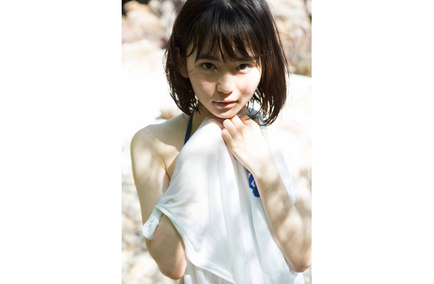 山田杏奈、初の水着撮影に挑戦！ファースト写真集が発売決定