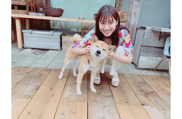 瀧本美織、地元鳥取の旅オフショット公開！わんちゃんとのキュートなショットも
