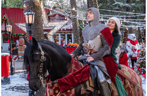 Netflix、『クリスマス・ナイト～恋に落ちた騎士～』独占配信スタート！出会うはずのない2人のラブストーリー
