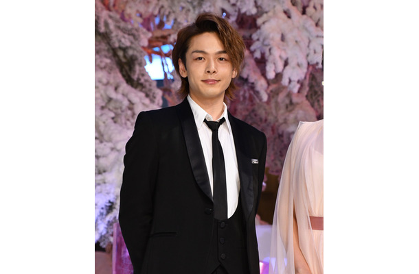 中村倫也【写真：竹内みちまろ】