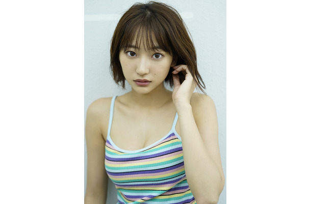 武田玲奈のフォトブック第3弾が発売！キャミ姿での肌見せショットも！