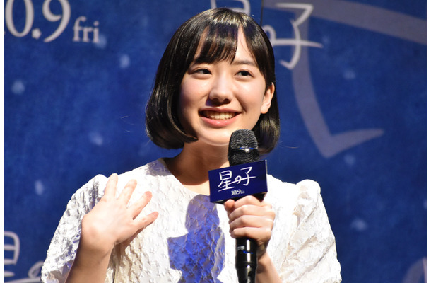 【感嘆】17歳・芦田愛菜　一段と大人になったビジュアルに感嘆の声！！！！！！！