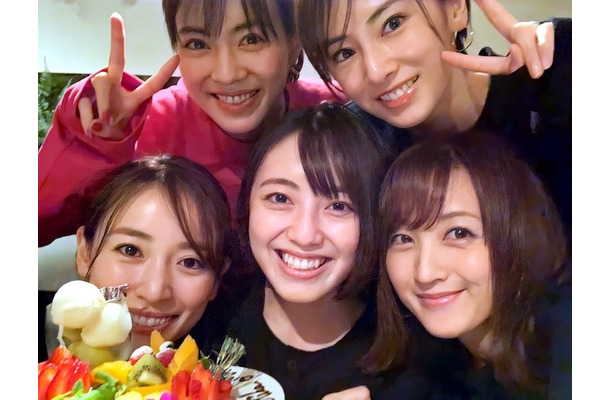 小松彩夏、北川景子、安座間美優、泉里香、沢井美優