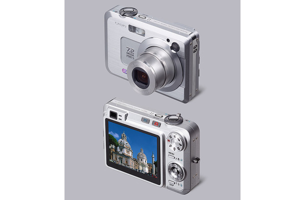 720万画素のEXILIM ZOOM EX-Z750（3月下旬発売）