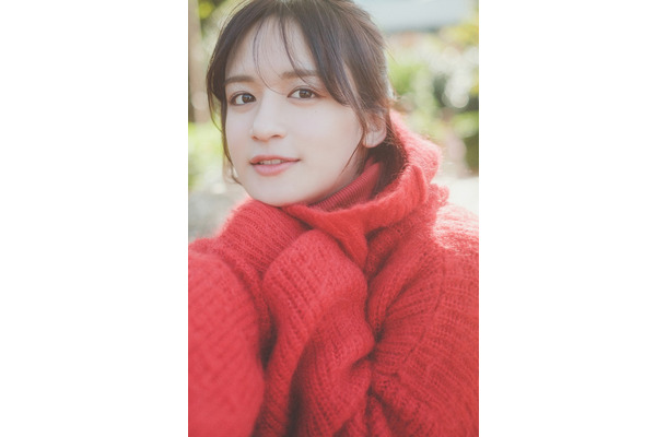 山出愛子アーティスト写真