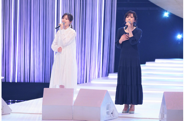 斉藤由貴、生田絵梨花（乃木坂46）（C）NHK