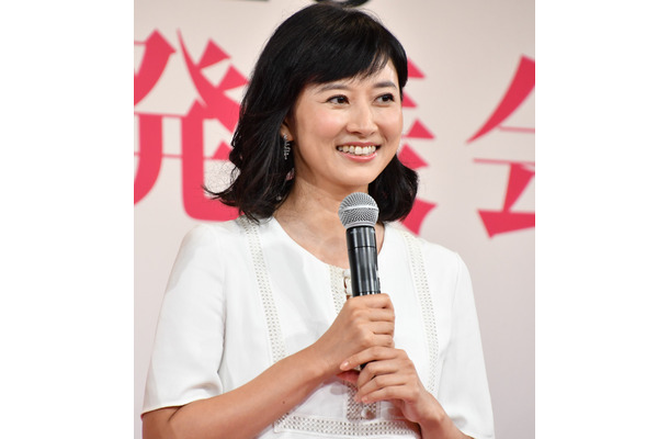 菊川怜 朝の光で起きたくない と完全遮光 カーテン両端をガムテで固定 Rbb Today