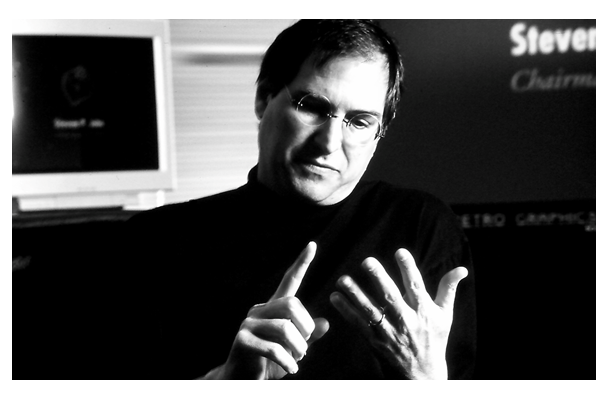 写真家・小平尚典氏の個展『THE THINKERS STEVE JOBS+』関西初一般公開