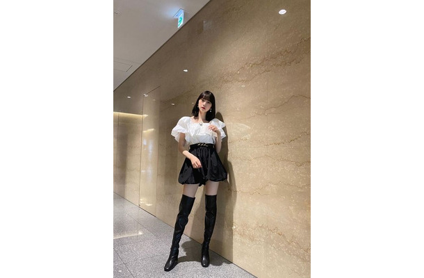 写真は堀未央奈の公式Instagramから（※写真は所属事務所より掲載許諾をいただいております）