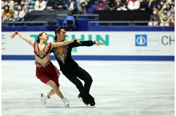 高橋大輔・村元哉中ペア(Photo by Atsushi Tomura - International Skating Union/International Skating Union via Getty Images)