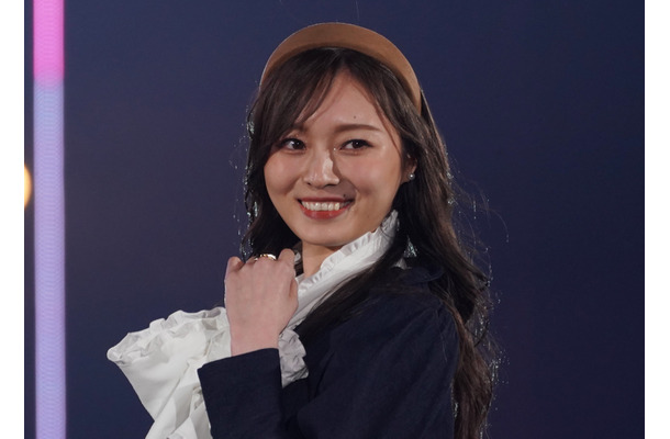 梅澤美波【写真：竹内みちまろ】