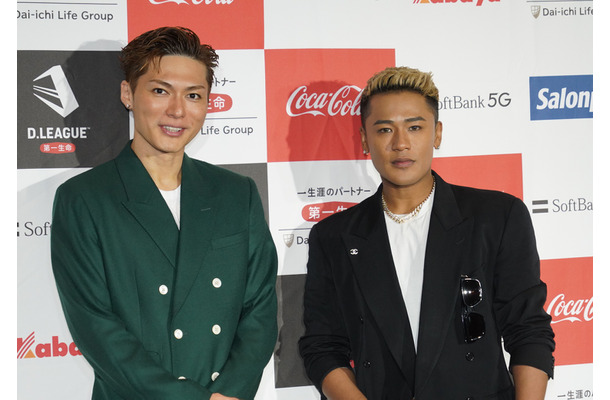 「KING＆KING」【写真：竹内みちまろ】