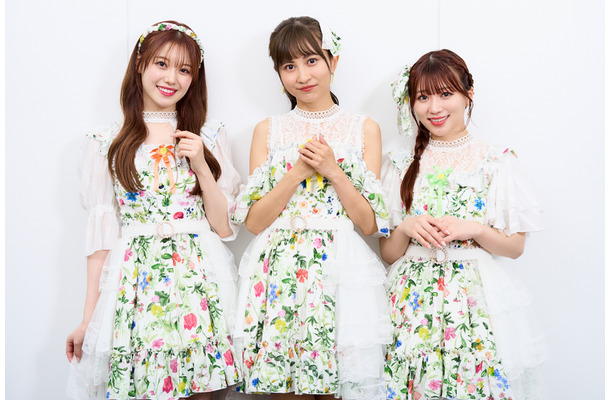 「SUPER☆GiRLS」萩田帆風、金澤有希、坂林佳奈【撮影：小原聡太】