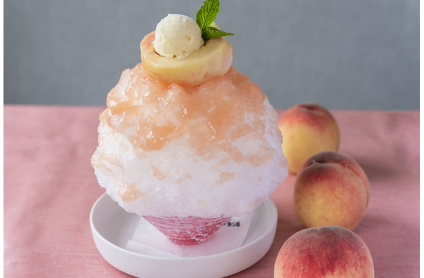 TAMAGOYA ベーカリーカフェから 旬の「桃」を満喫できる季節限定スイーツ