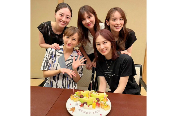 小松彩夏、北川景子、沢井美優、泉里香、安座間美優