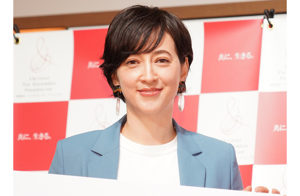 滝川クリステル【写真：竹内みちまろ】
