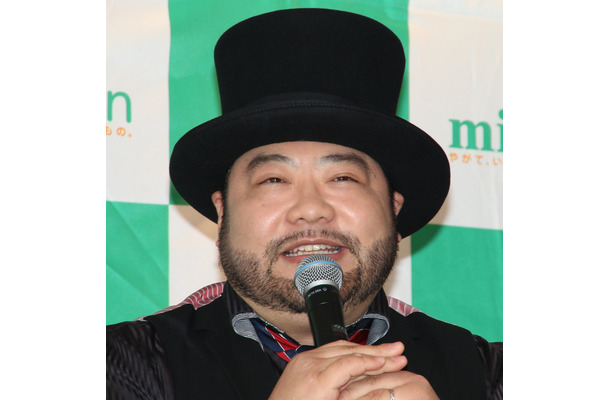 山田ルイ53世(髭男爵)【撮影：小宮山あきの】