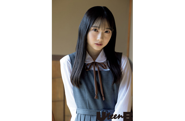 『UteenB NO.2』【誌面カット：菊地姫奈（日向坂46）】　（c）ワニブックス