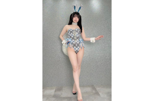 写真はあまつまりな公式Instagramから（※写真は所属事務所より掲載許諾をもらってます）