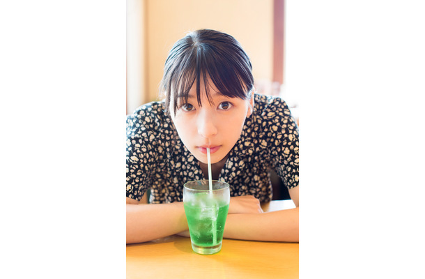 （c）川島小鳥／玄光社