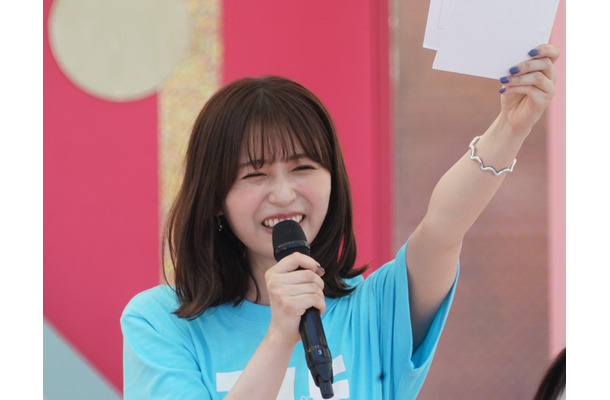 長濱ねる【写真：竹内みちまろ】