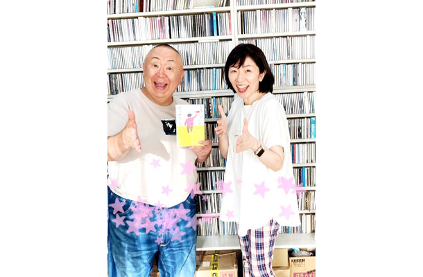 上島竜兵さん妻・広川ひかる、松村邦洋に感謝！「ヤー！」な2ショット公開