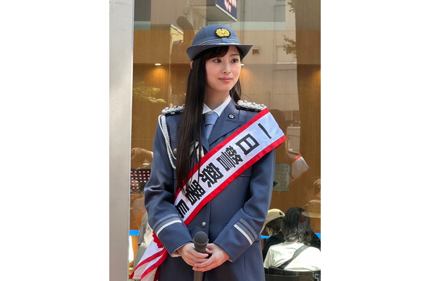 井本彩花が一日警察署⻑