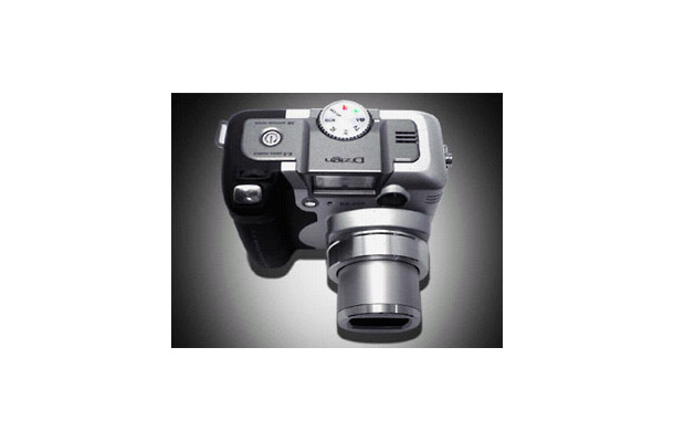 　エヌエイチジェイ（NHJ）は30日、光学3倍ズーム搭載の500万画素デジタルカメラ「D'zign DZ-588」を同社Web直販サイトで限定発売した。