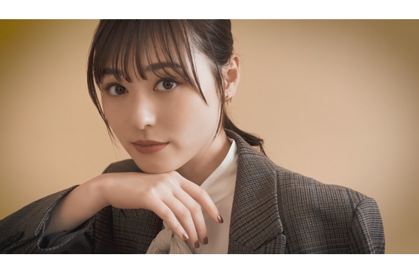 福原遥、ギターを弾いたりイラストを描いたり…飾らない素顔を公開