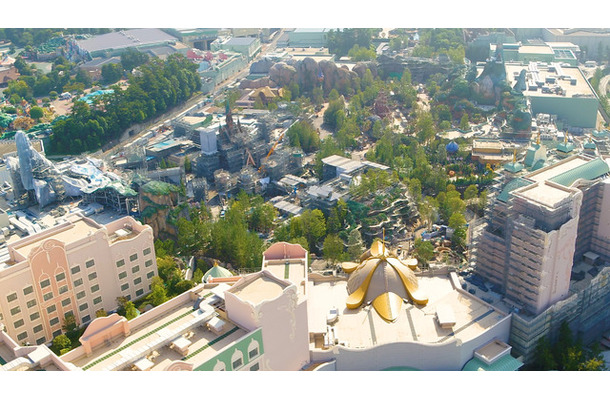 東京ディズニーシー新エリア「ファンタジースプリングス」、上空から撮影した建設過程の映像を公開