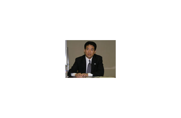 　ケイ・オプティコムは6月15日に、17日まで開催されている「ビジネスシヨウOSAKA2005」に合わせて、在京プレス向けの説明会を行った。ケイ・オプティコムは6月10日に、日本で初めてとなるユーザー宅まで最大1GbpsのFTTHサービスを発表したばかり。