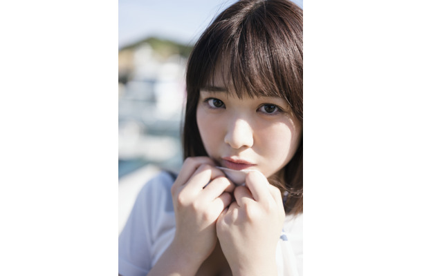 天野きき　1st写真集『フロントメモリー』（講談社）