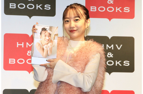 関根優那【撮影：小宮山あきの】