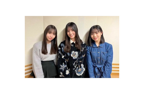 左から）渡辺莉奈・小坂菜緒・正源司陽子